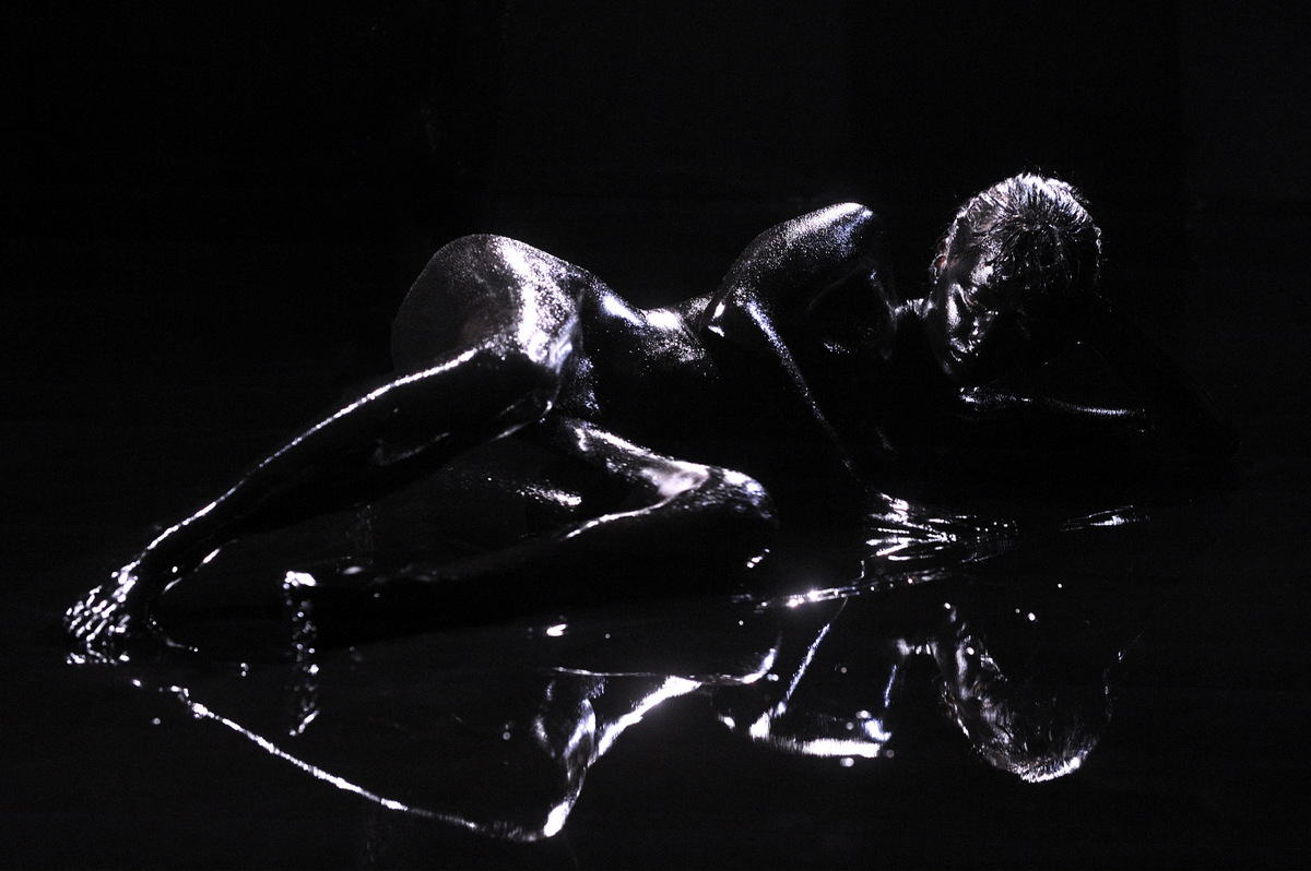 Belles de Danse – Portraits de danseuses du monde entier par Laurent Paillier, exposés au Musée d'art et d'histoire de Cognac et à la Biennale de la photographie de danse de Limoges